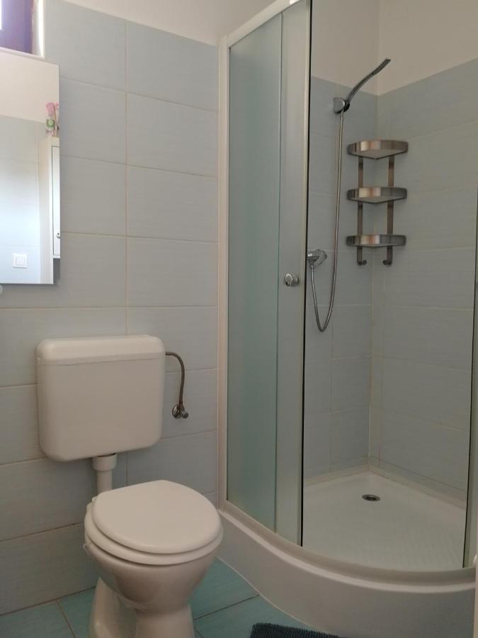 Wash House Apartman Γκιόρ Εξωτερικό φωτογραφία