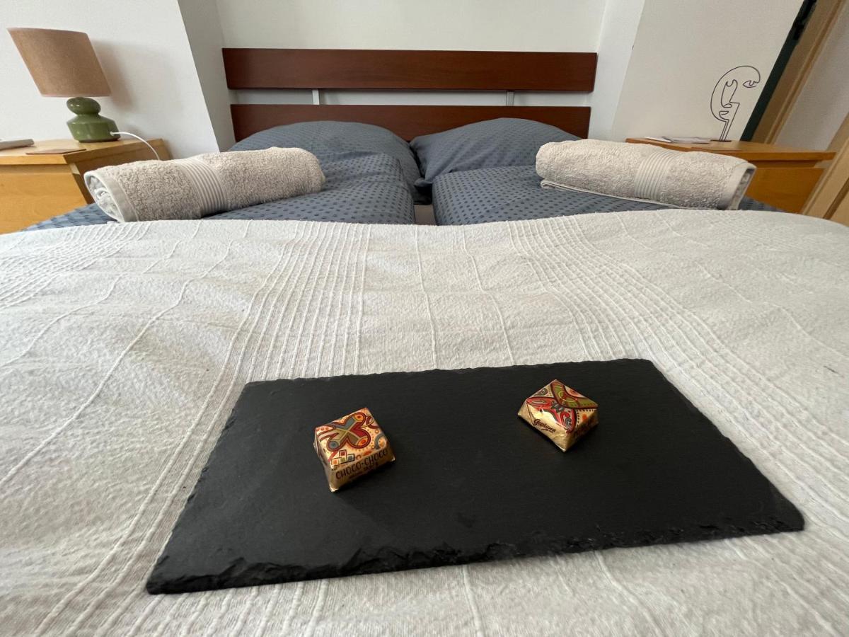 Wash House Apartman Γκιόρ Εξωτερικό φωτογραφία